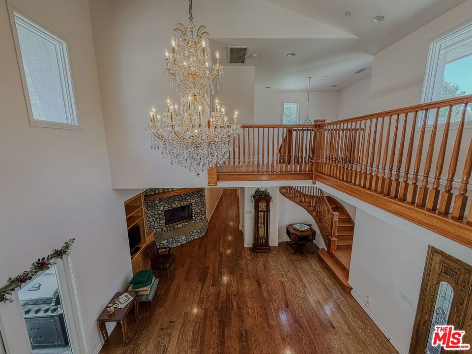 28342 Shadowland Circle Property Photo 7