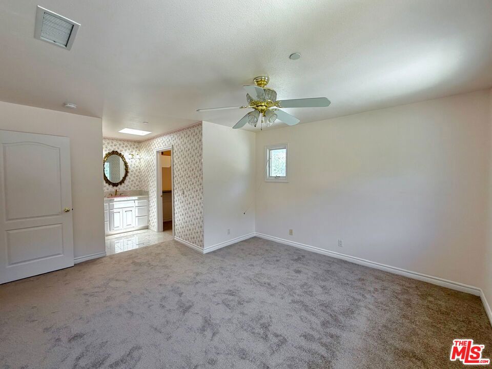 28342 Shadowland Circle Property Photo 13