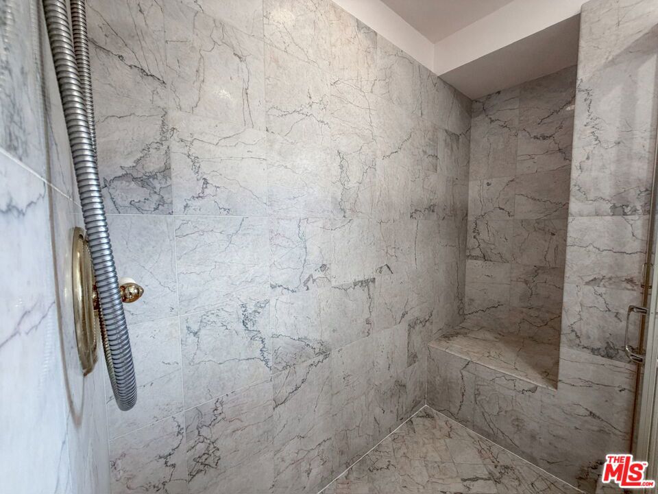 28342 Shadowland Circle Property Photo 15