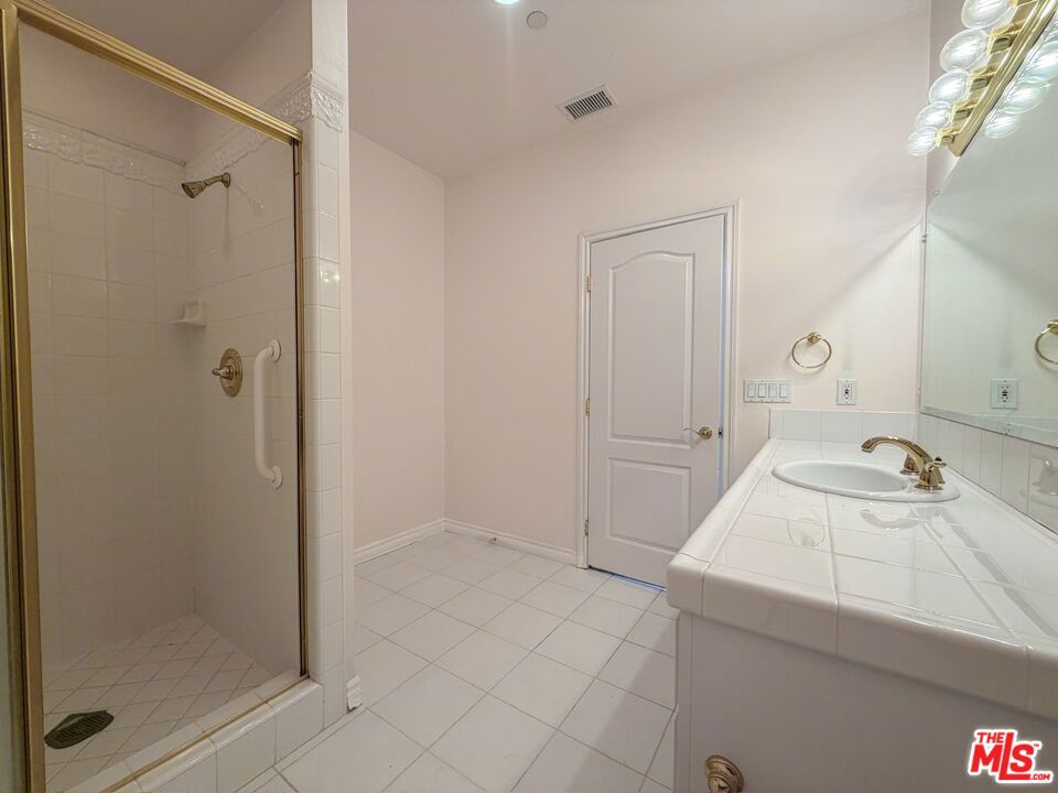 28342 Shadowland Circle Property Photo 46