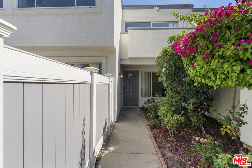 18515 Mayall Street K Property Photo 27