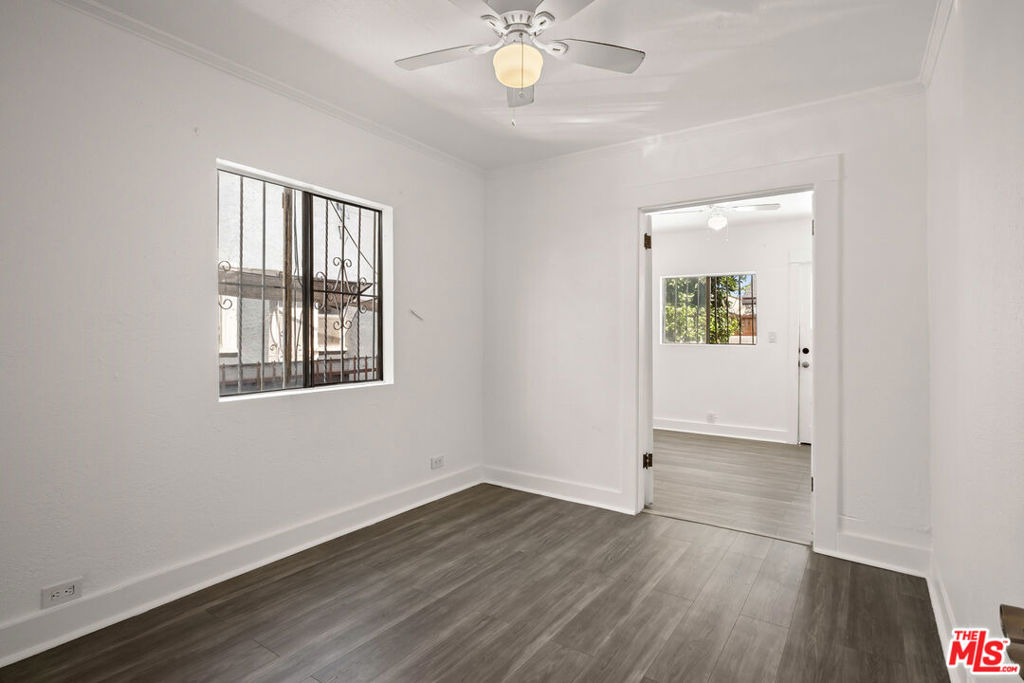 1333 W 57th Street Property Photo 18