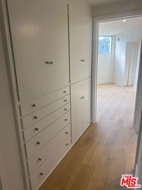 223 S Lasky Drive Property Photo 8