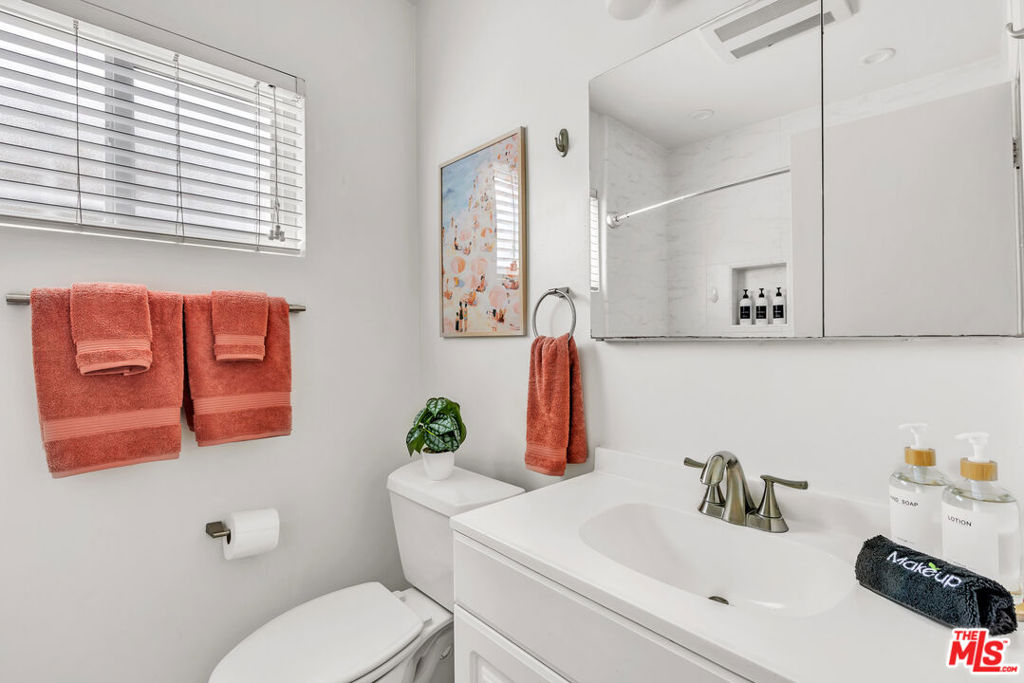15006 Burin Avenue Property Photo 23