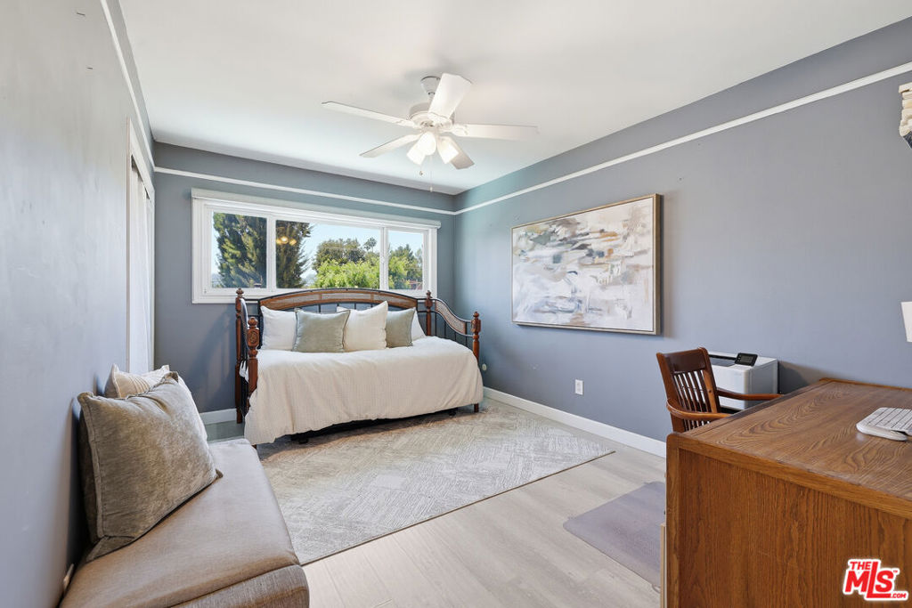 5220 Mary Ellen Avenue Property Photo 36