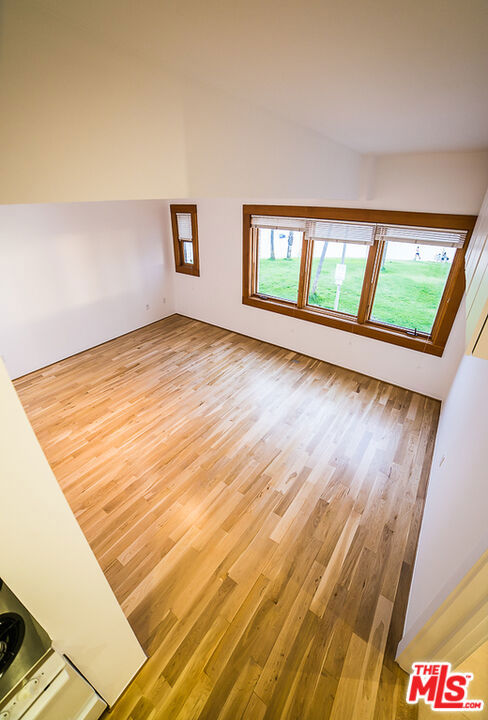 8 Brooks Avenue Property Photo 6