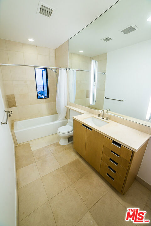 8 Brooks Avenue Property Photo 11