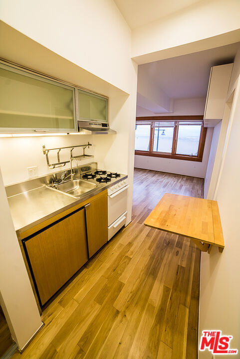 8 Brooks Avenue Property Photo 15