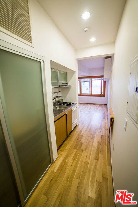 8 Brooks Avenue Property Photo 19