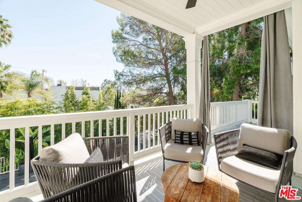 1226 Monument Street Property Photo 14