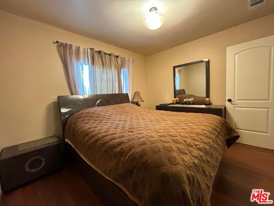 6550 Van Noord Avenue Property Photo 20
