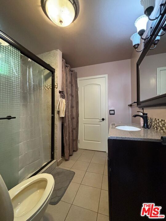 6550 Van Noord Avenue Property Photo 22