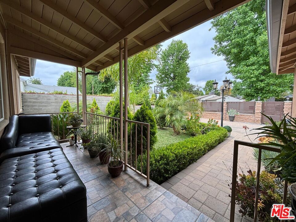 6550 Van Noord Avenue Property Photo 27
