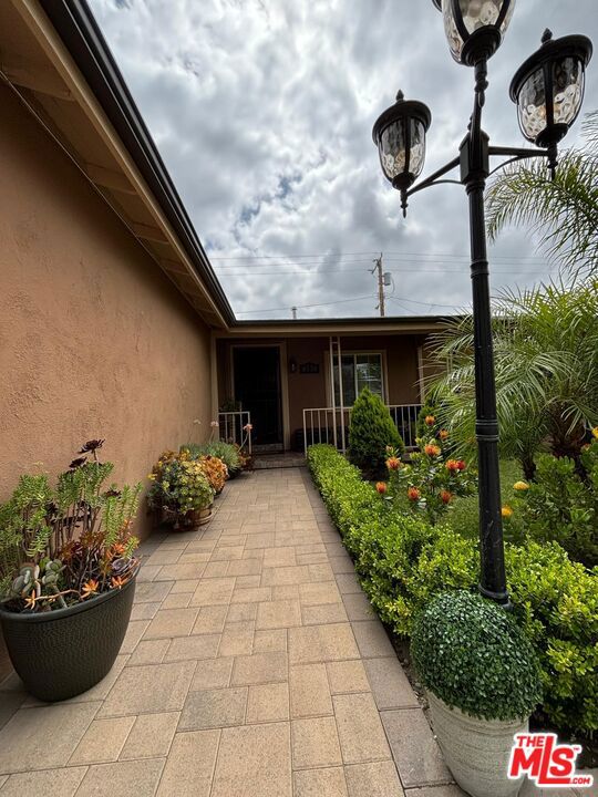 6550 Van Noord Avenue Property Photo 29