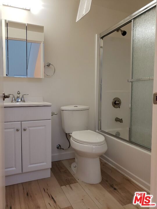 517 N Harvard Boulevard Property Photo 5