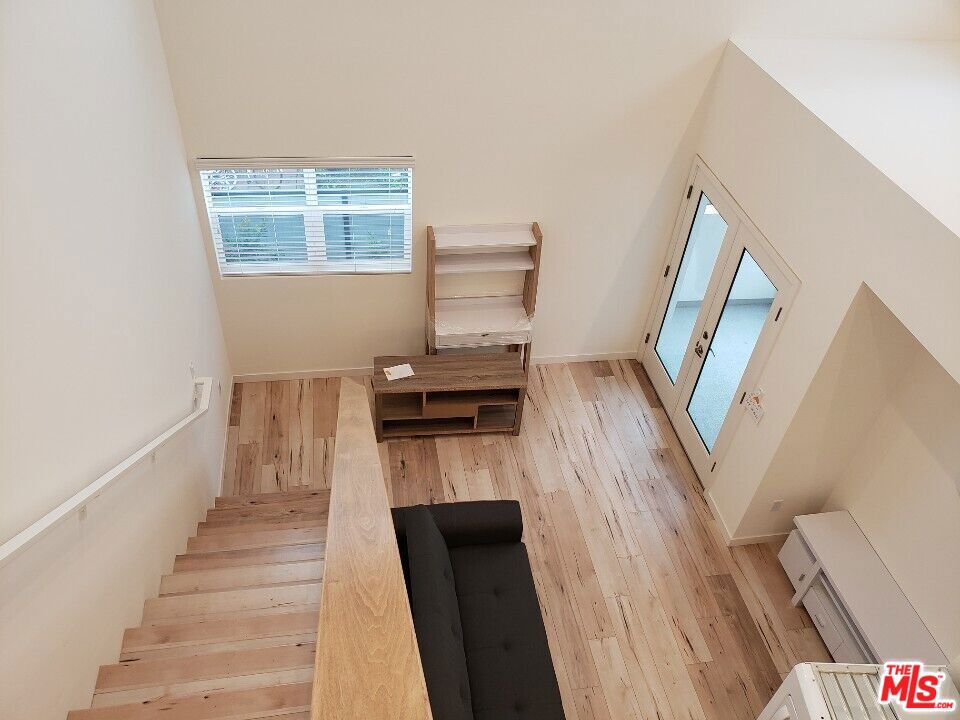 517 N Harvard Boulevard Property Photo 11