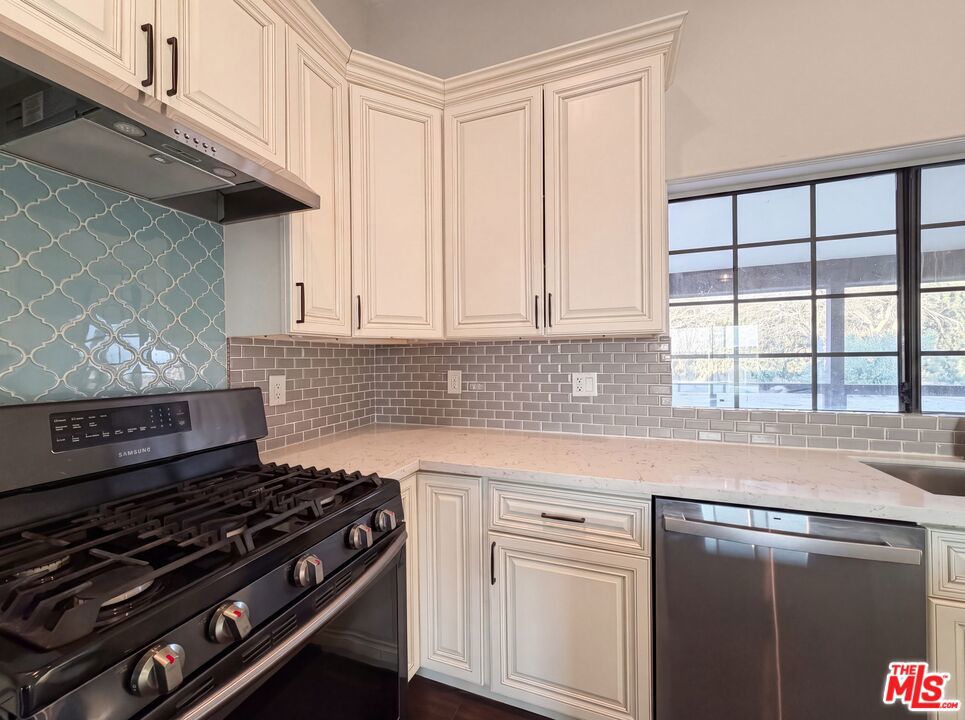 1401 60th Street Property Photo 6