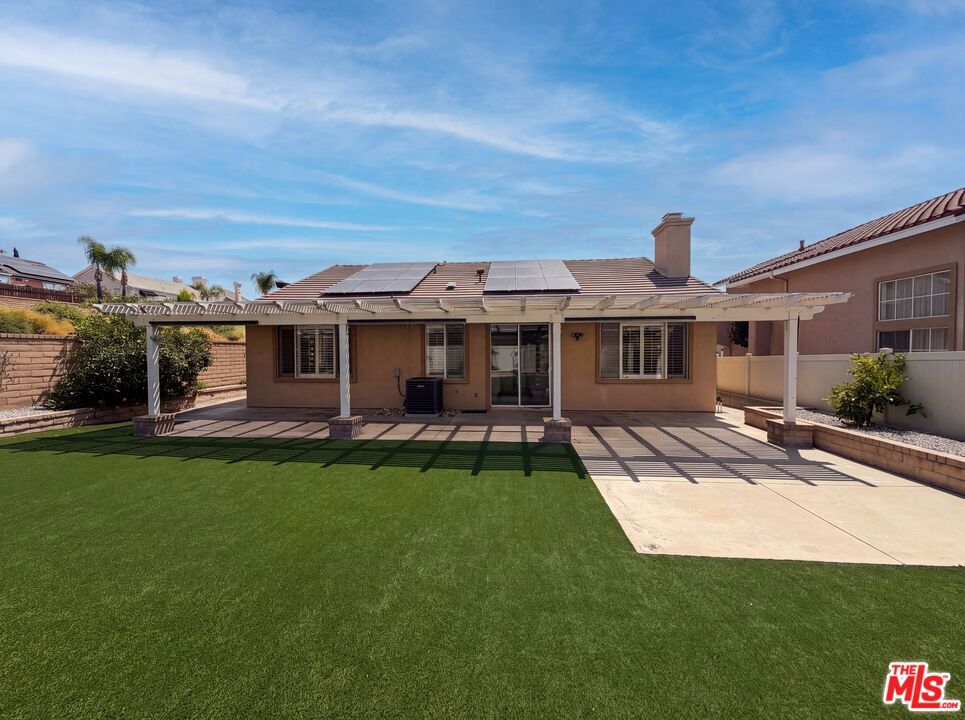 7102 Breno Place Property Photo 5