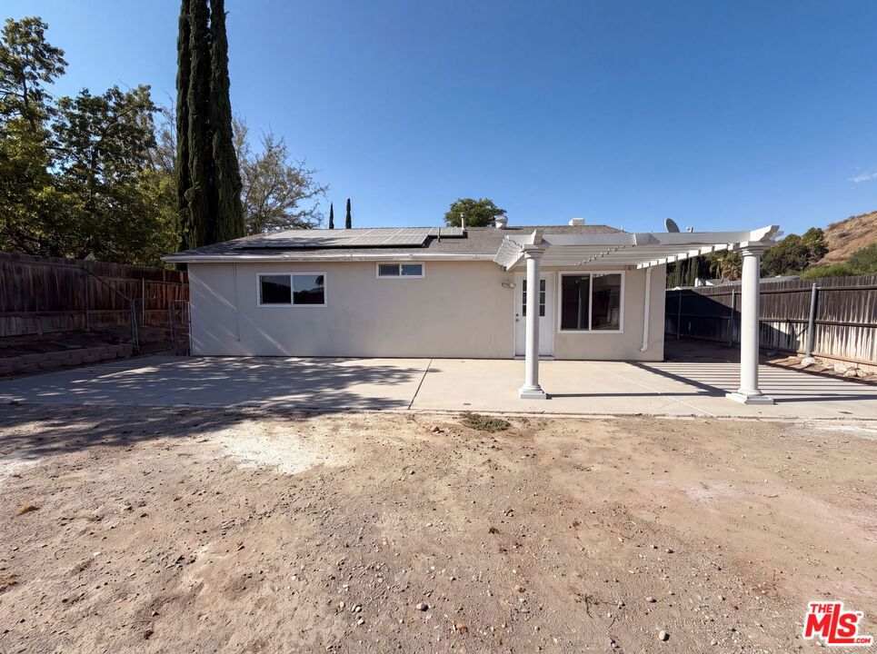 14602 Rosecourt Drive Property Photo 5