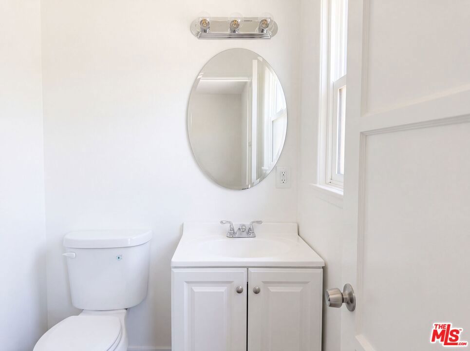 8015 Aldea Avenue Property Photo 17
