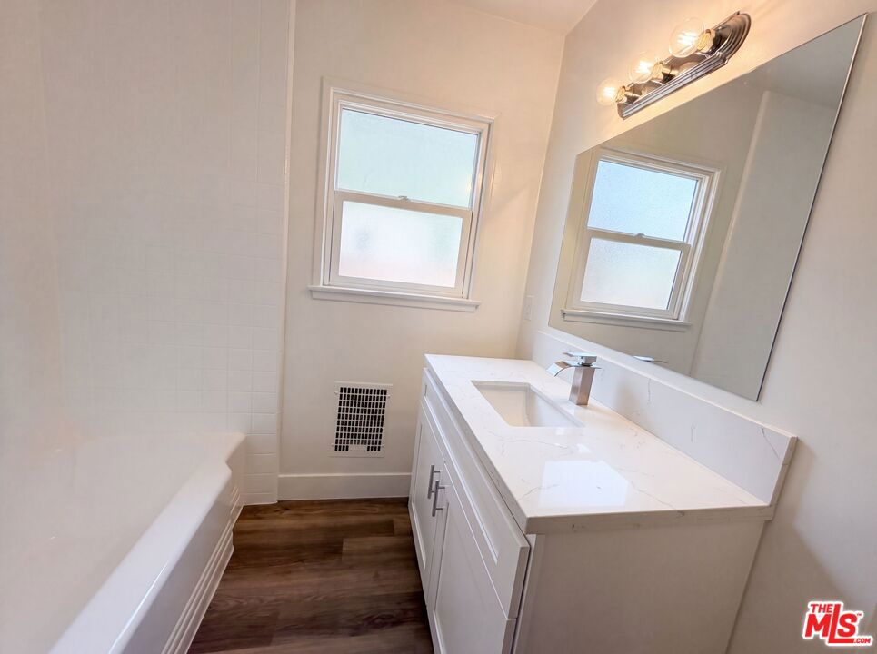8015 Aldea Avenue Property Photo 18