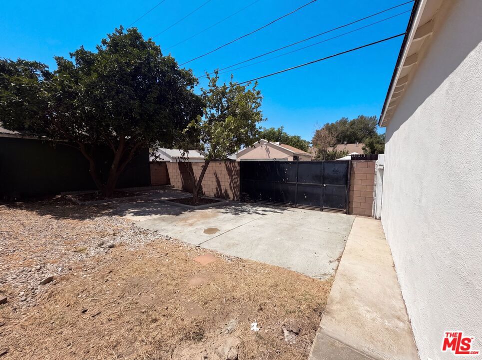 8015 Aldea Avenue Property Photo 23