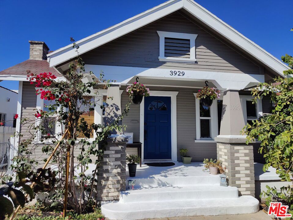 3927 Arlington Avenue Property Photo 1