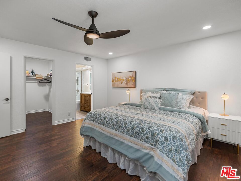 7825 Seaglen Drive Property Photo 25