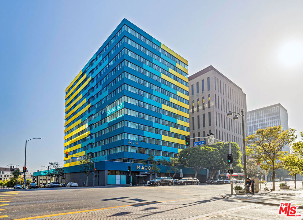 3325 S Wilshire Blvd 808 Property Photo 1