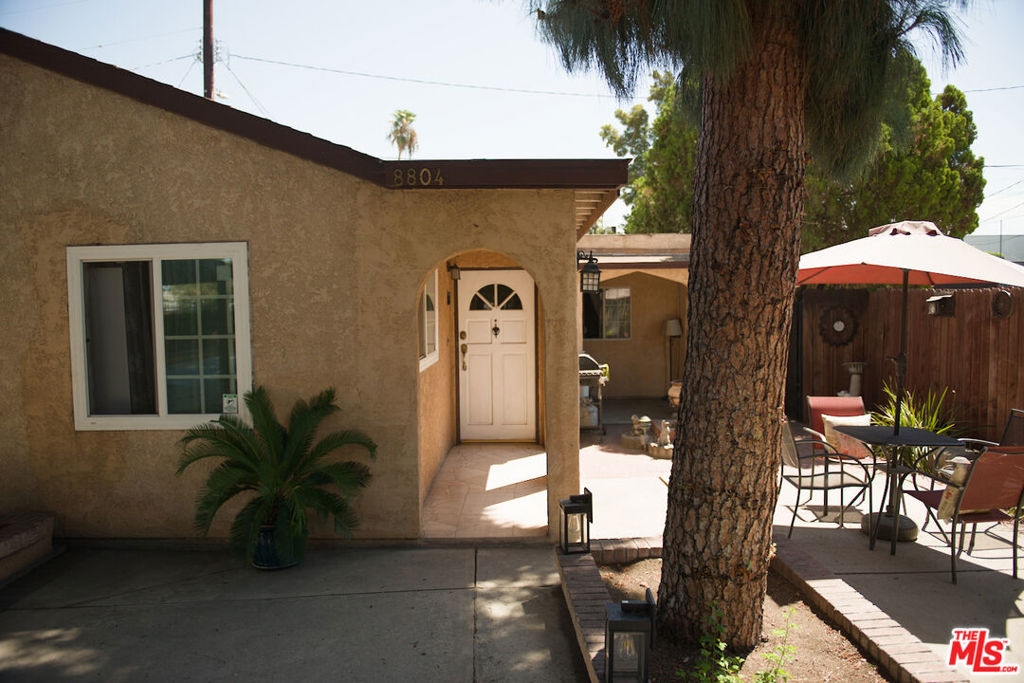 8804 Ilex Avenue Property Photo 3