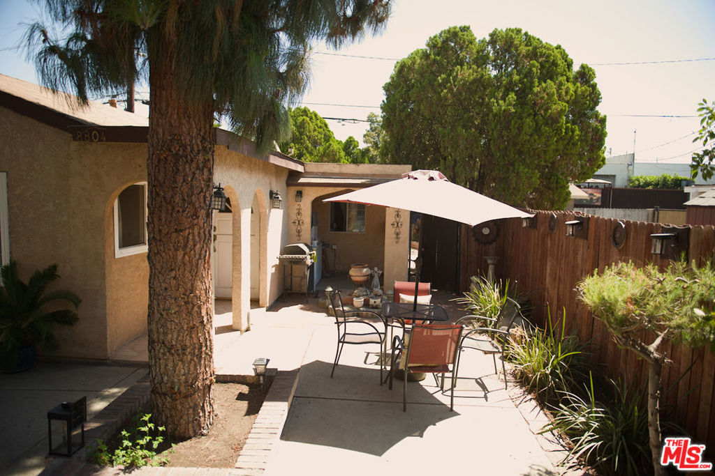 8804 Ilex Avenue Property Photo 5