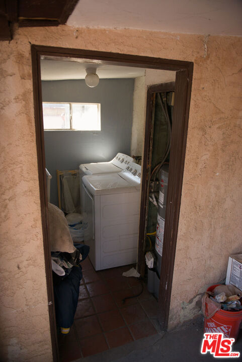 8804 Ilex Avenue Property Photo 18