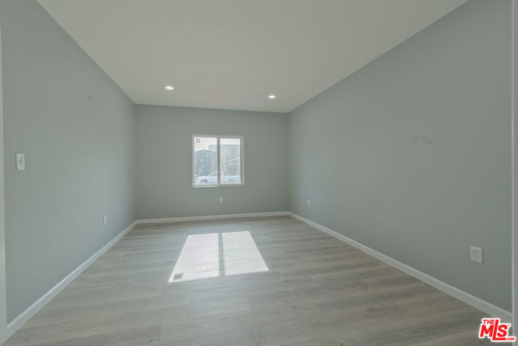 1341 W 94th Street Property Photo 15