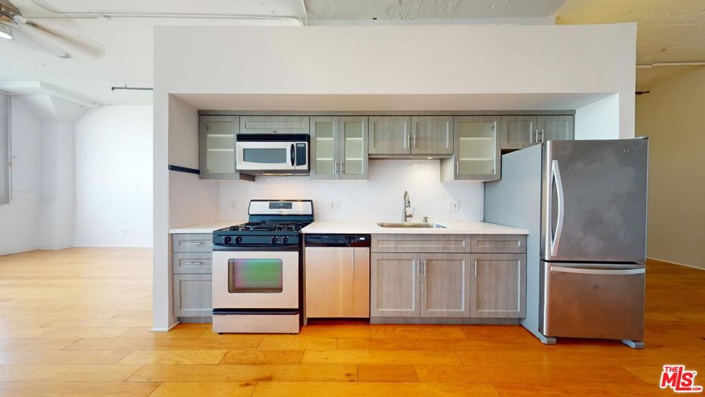 420 S San Pedro Street 421 Property Photo 1