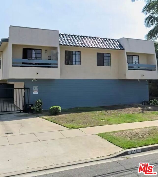1114 W 155th Street B Property Photo 2
