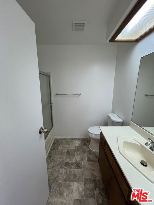 1114 W 155th Street B Property Photo 14