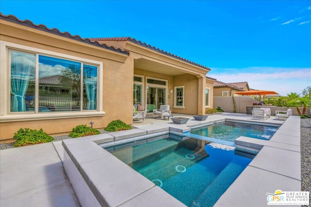 25 Chardonnay Property Photo 1