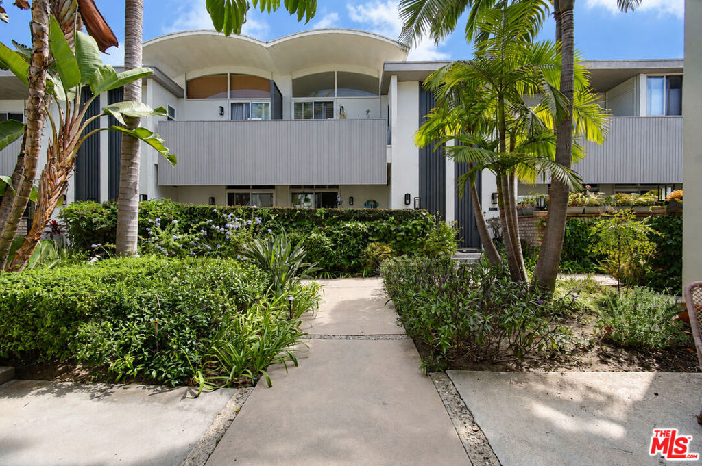 4733 La Villa Marina C Property Photo 40