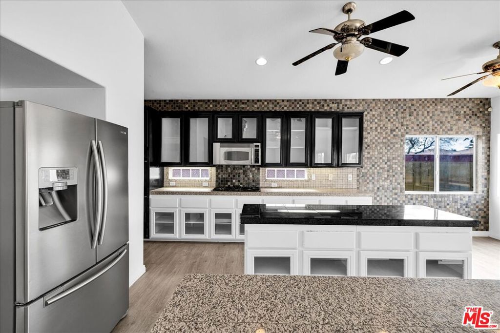 80442 Jasper Park Avenue Property Photo 6