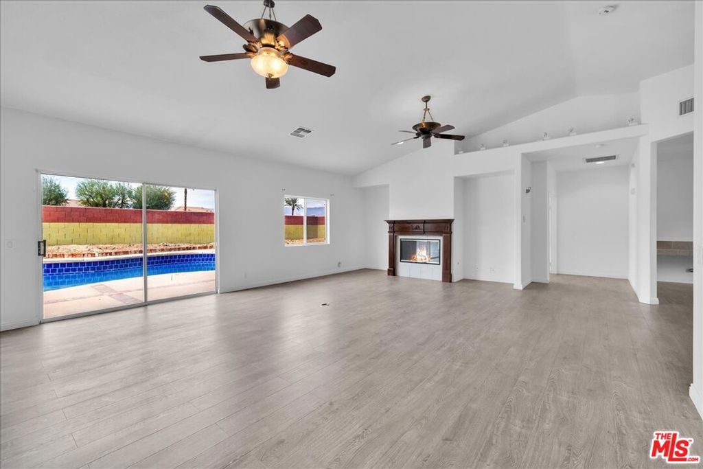 80442 Jasper Park Avenue Property Photo 12
