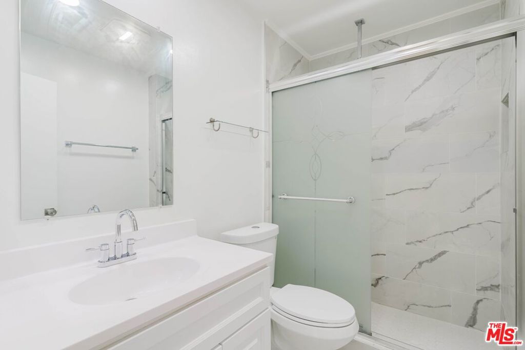 10539 Samoa Avenue Property Photo 18