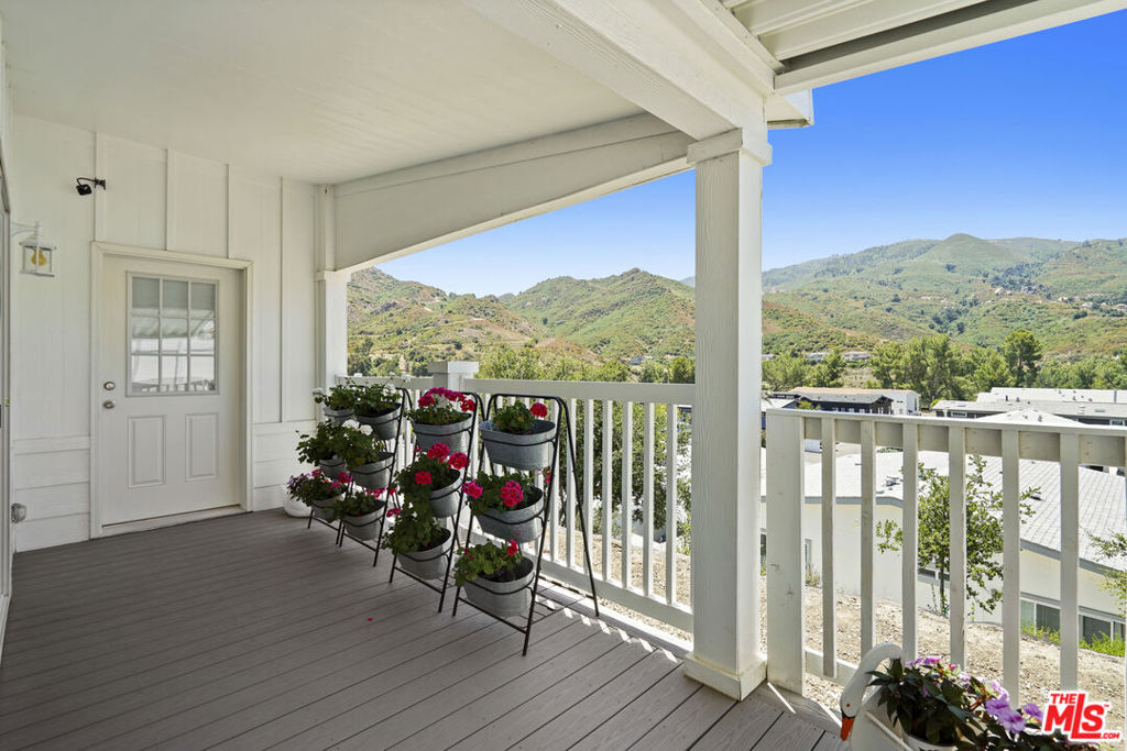 30473 Mulholland Hwy 174 Property Photo 4