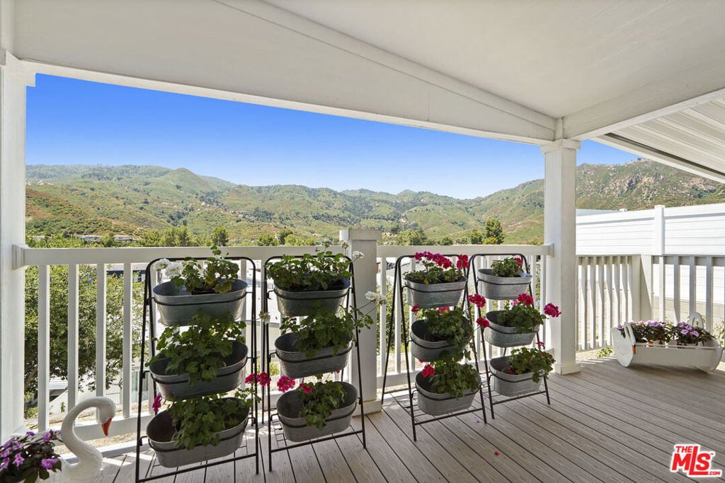 30473 Mulholland Hwy 174 Property Photo 6