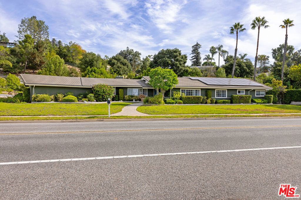 1162 Calle Yucca Property Photo 1