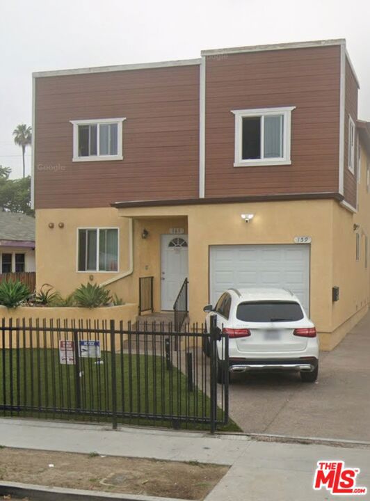 159 W 79th Street Property Photo 1