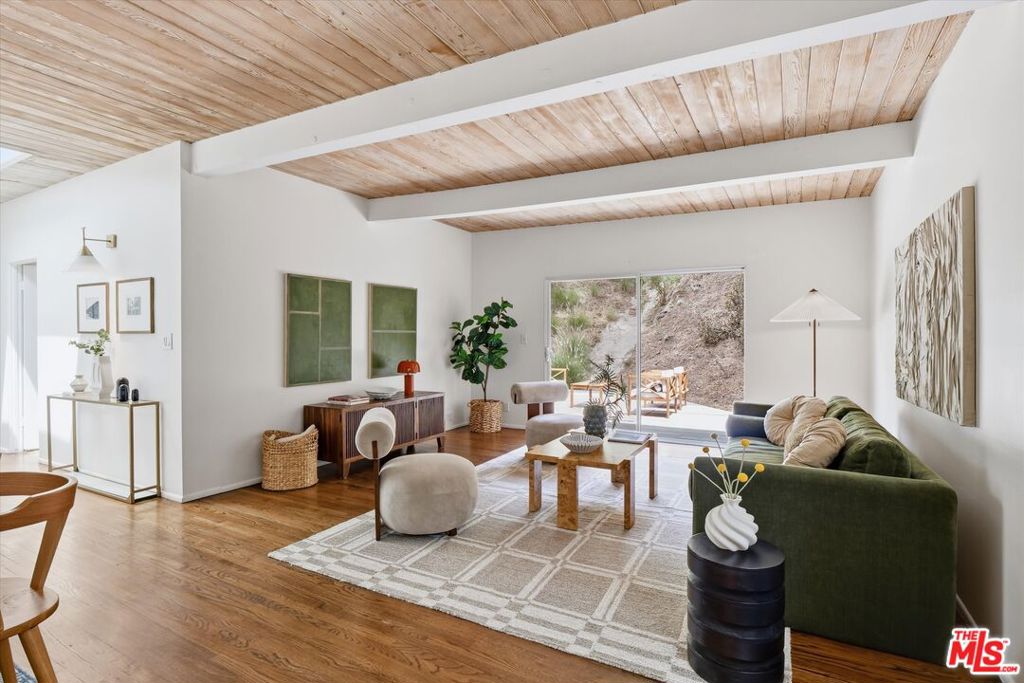 1308 N Beverly Glen Boulevard Property Photo 1
