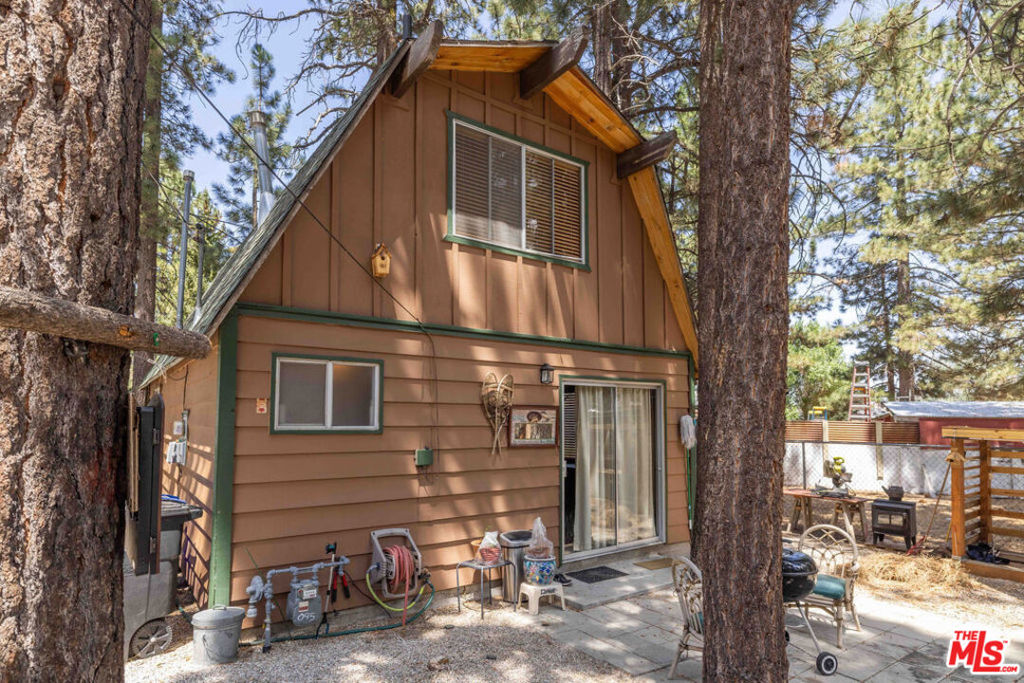900 E Mountain View Boulevard Property Photo 12
