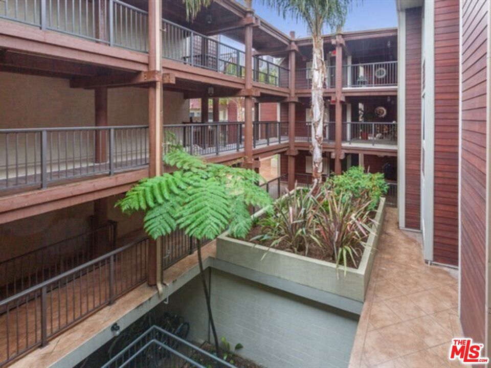 4300 Via Dolce 214 Property Photo 18