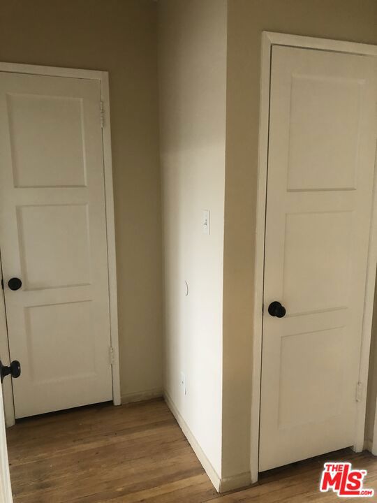 4072 Hillcrest Drive D Property Photo 6