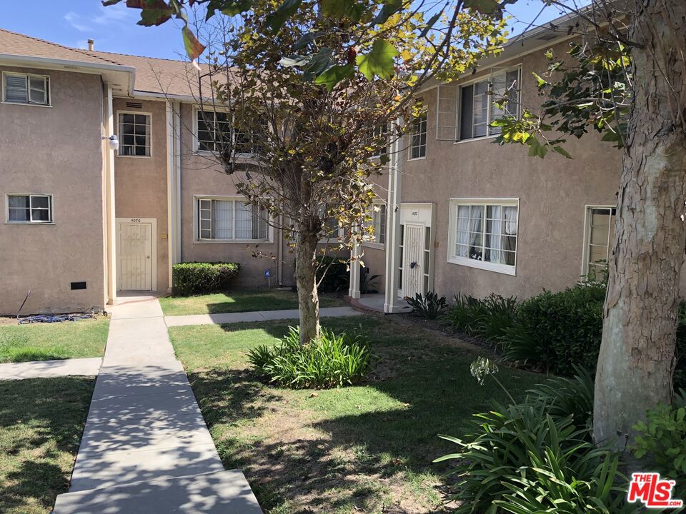 4072 Hillcrest Drive D Property Photo 12